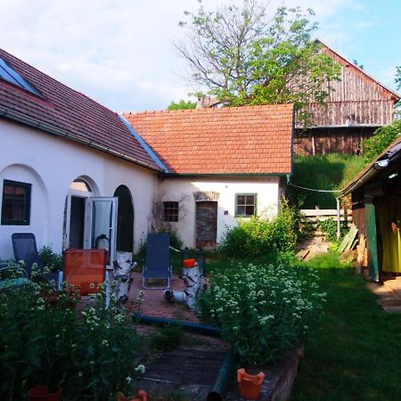Gaestehaus Weinviertel - Niederoesterreich Siebenhirten Экстерьер фото